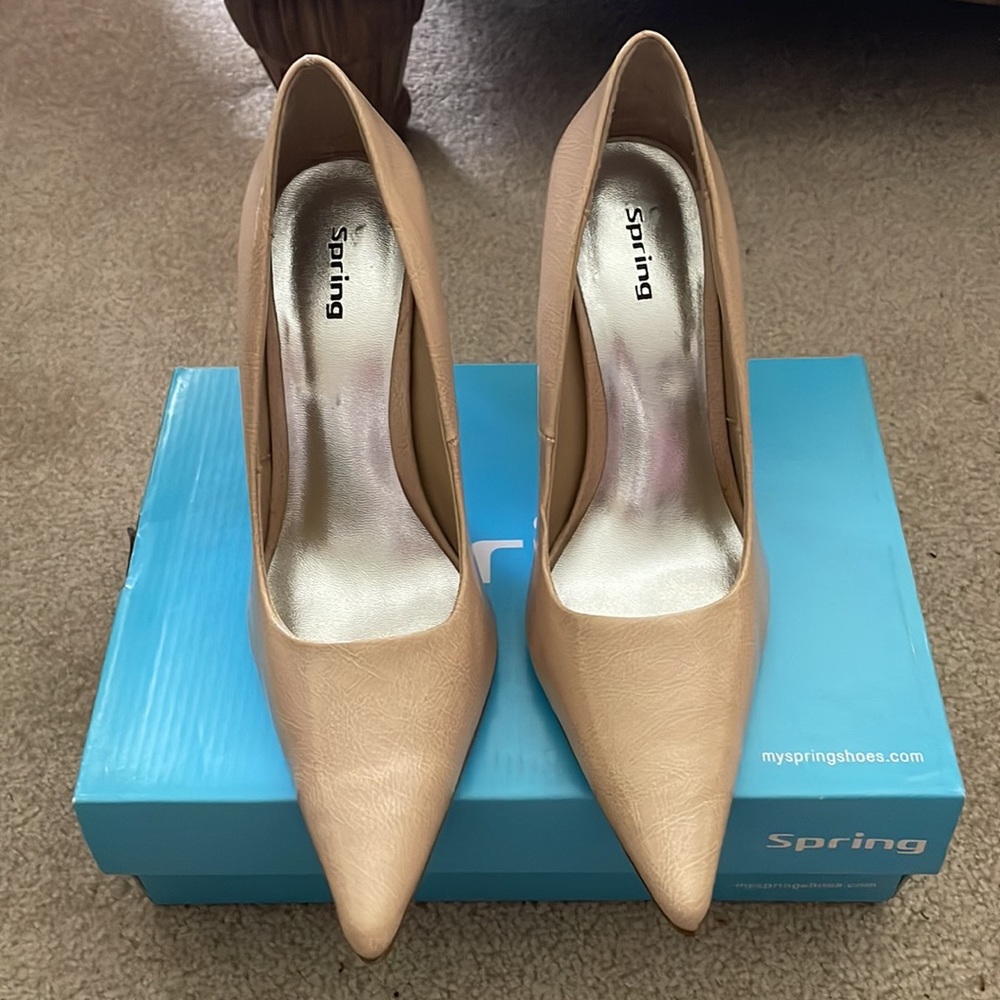 Spring beige high heels - Picture 3 of 4